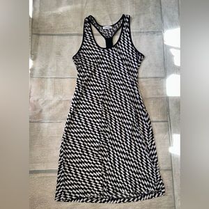 Calvin Klein women’s size 8 sundress. Racerback. Black and white.